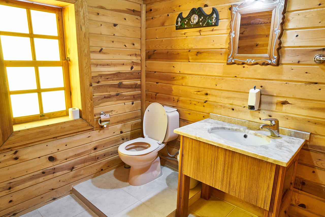 Особенности обустройства ванной комнаты в доме из бруса